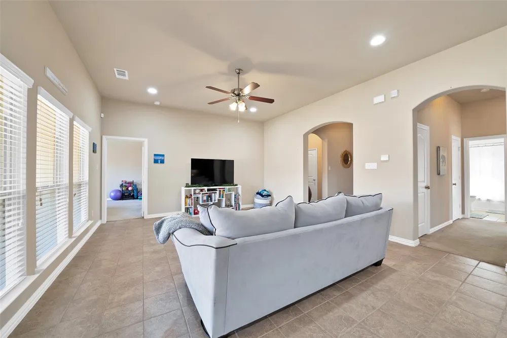 2029 Wellington Point Heartland, TX 75126