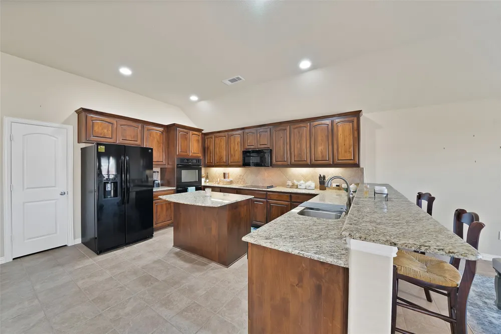 2029 Wellington Point Heartland, TX 75126