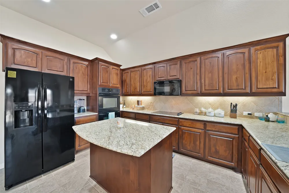 2029 Wellington Point Heartland, TX 75126