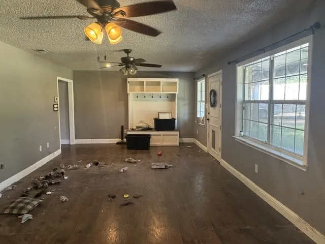 670 County Road 3701 Quinlan, TX 75474