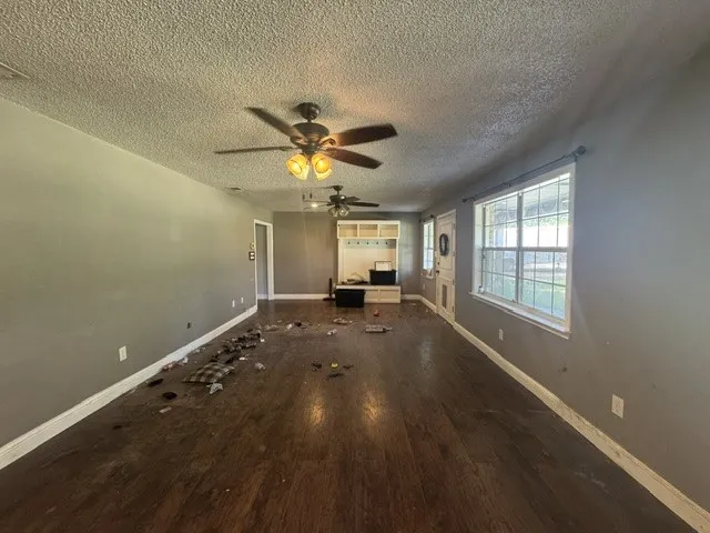 670 County Road 3701 Quinlan, TX 75474