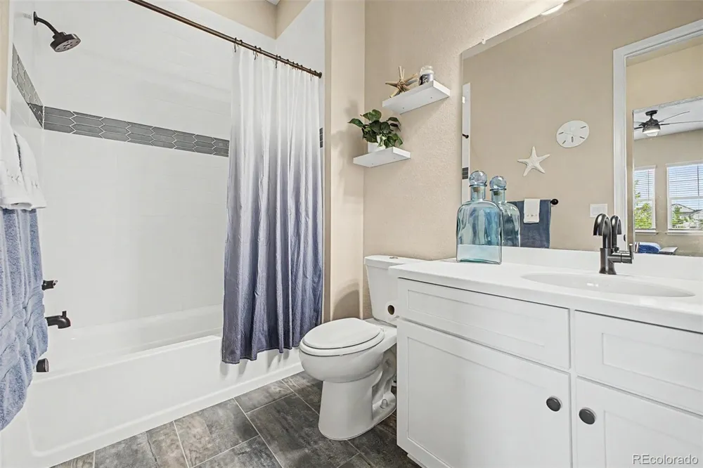 23940 E Tansy Drive Aurora, CO 80016