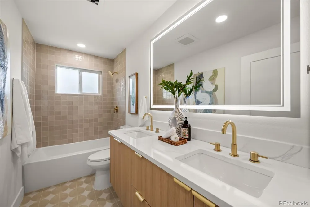 3662 Grape Street Denver, CO 80207