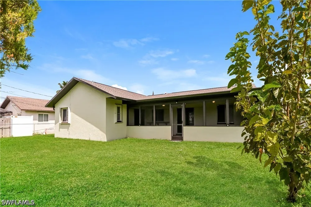 SE 22nd Terrace Cape Coral, FL 33990