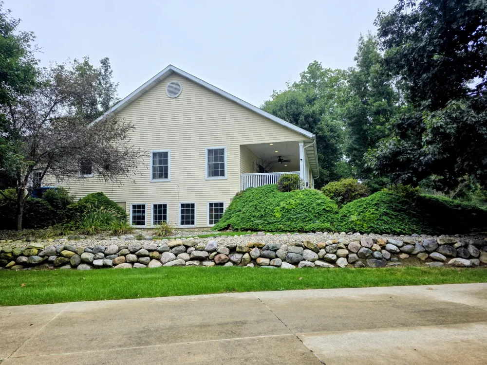 2033 Watkins Road Battle Creek, MI 49015