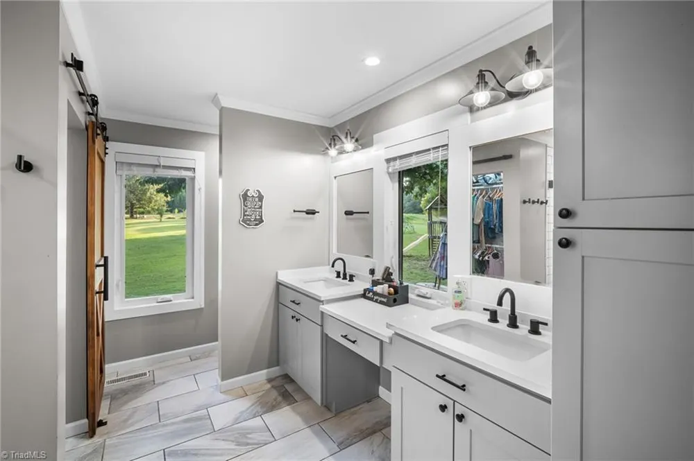 1885 Helmstetler Road Lexington, NC 27295