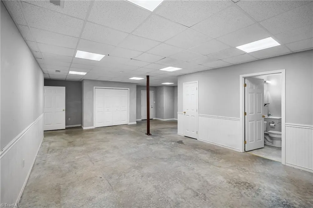 1885 Helmstetler Road Lexington, NC 27295