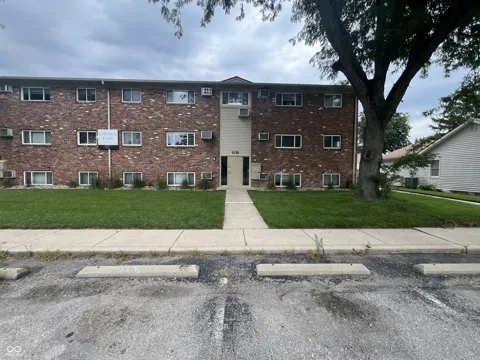 1152 Evans Avenue #4