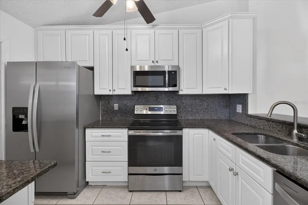 3178 CLOVERPLACE DRIVE Palm Harbor, FL 34684