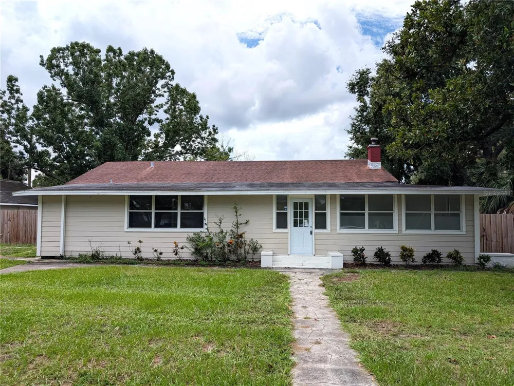 6805 NAVIN AVENUE Tampa, FL 33604