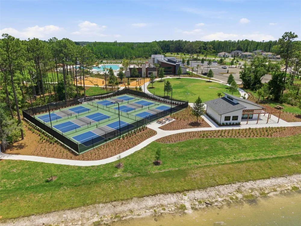 8908 LITTLE BLUESTEM DRIVE Land O Lakes, FL 34637