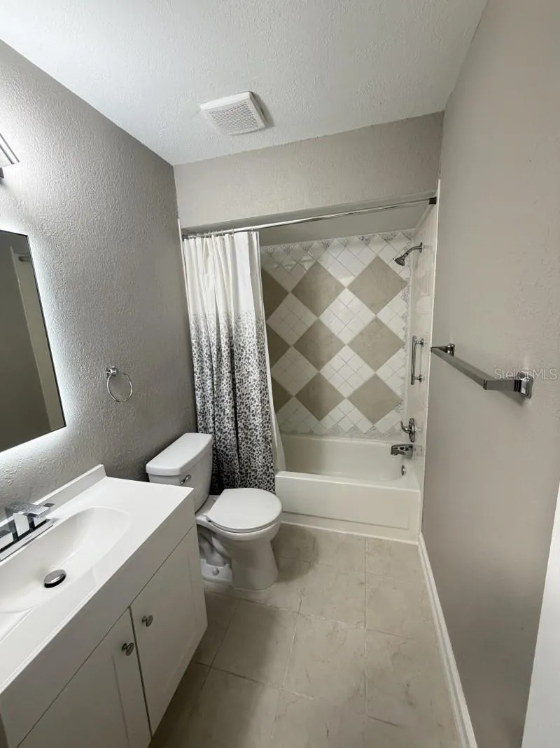 2688 RAE COURT Palm Harbor, FL 34684