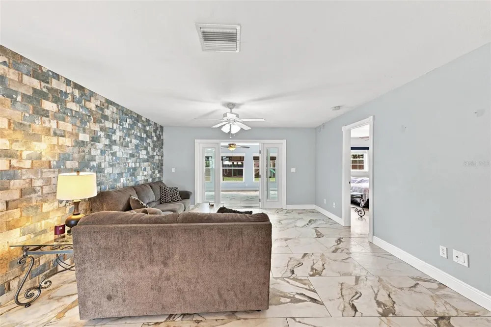 2520 FAWN COURT Clearwater, FL 33761