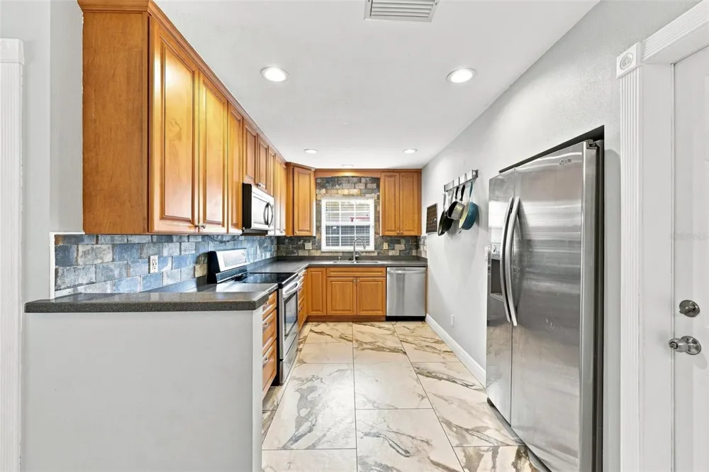 2520 FAWN COURT Clearwater, FL 33761