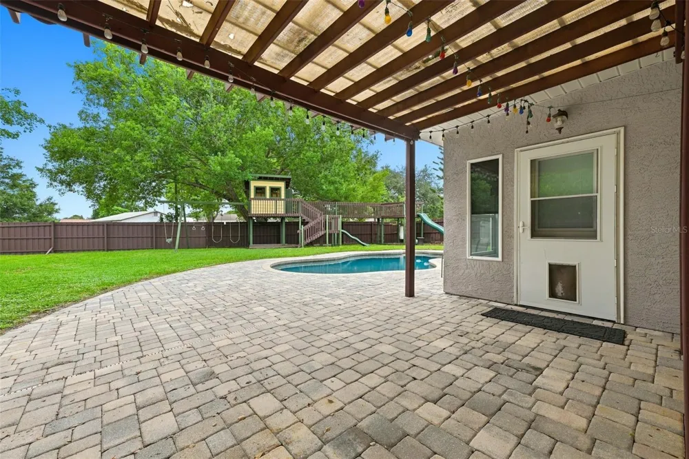 2520 FAWN COURT Clearwater, FL 33761