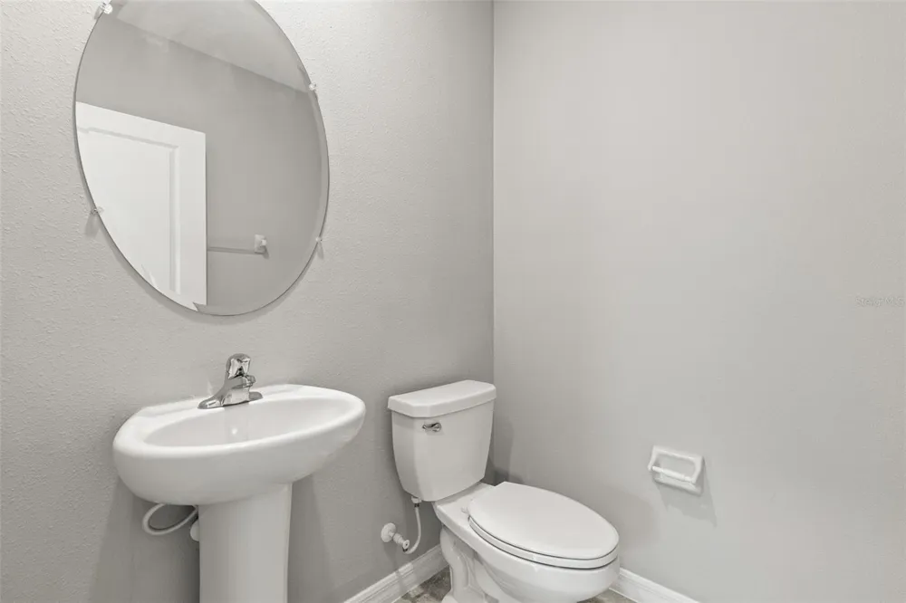 5061 WHITE CHICORY DRIVE Apollo Beach, FL 33572