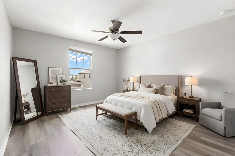 5061 WHITE CHICORY DRIVE Apollo Beach, FL 33572