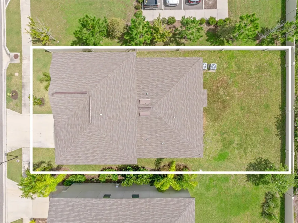 5061 WHITE CHICORY DRIVE Apollo Beach, FL 33572