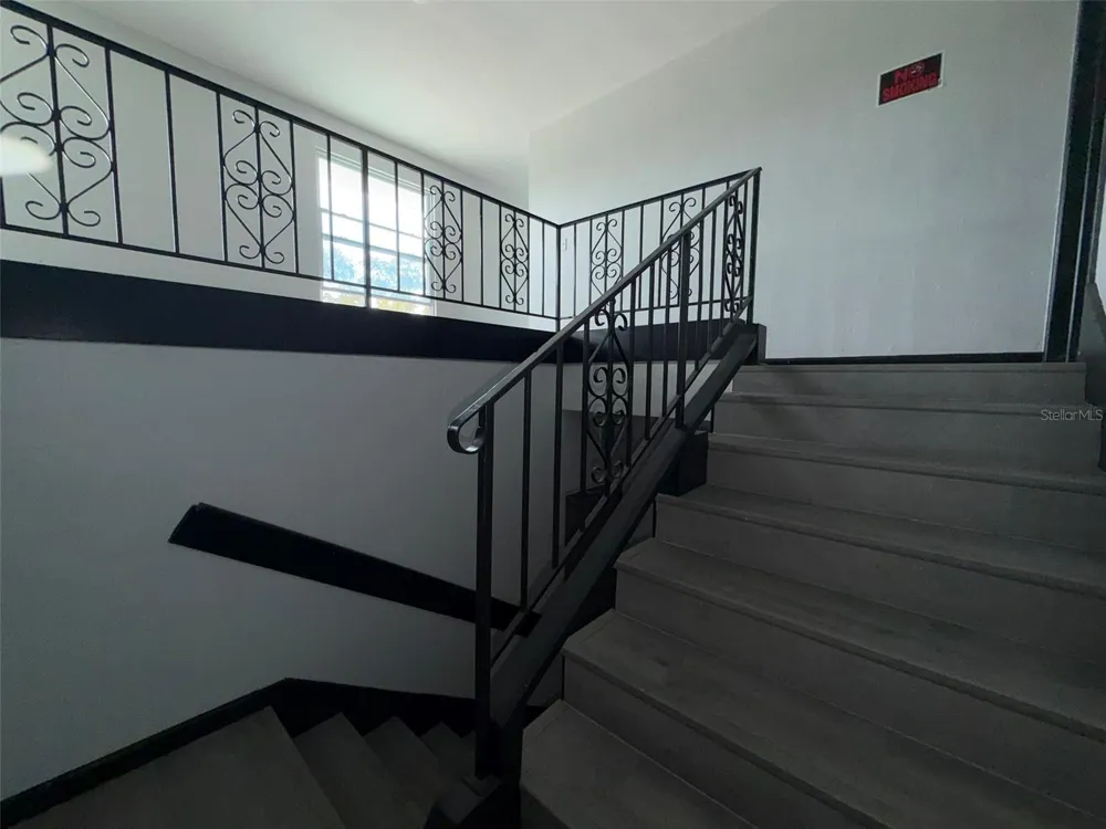 2400 25TH STREET #1 St Petersburg, FL 33713