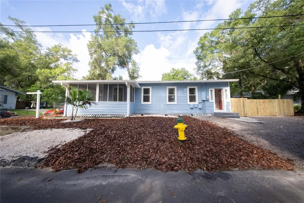 922 E IDA STREET Tampa, FL 33603
