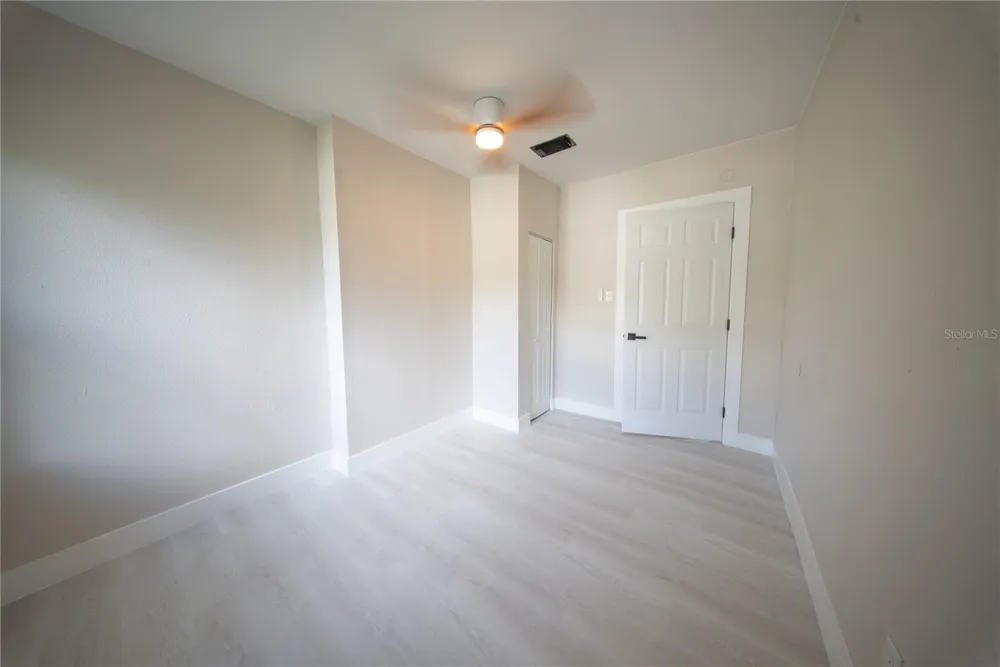 922 E IDA STREET Tampa, FL 33603
