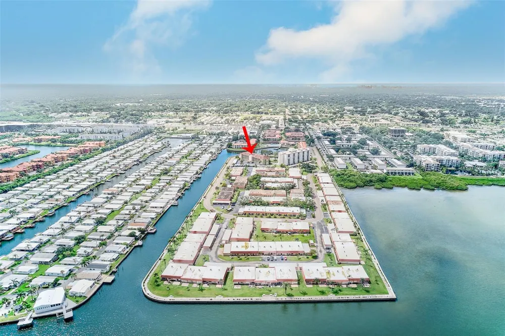 19029 US HIGHWAY 19 #26-104 Clearwater, FL 33764