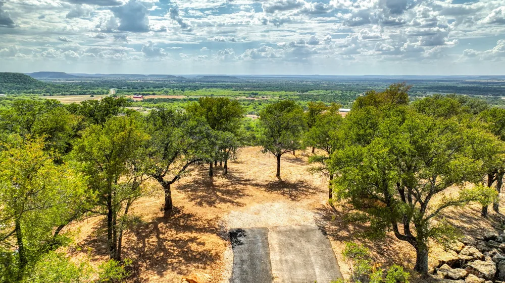 Falcon Trail Gordon, TX 76453