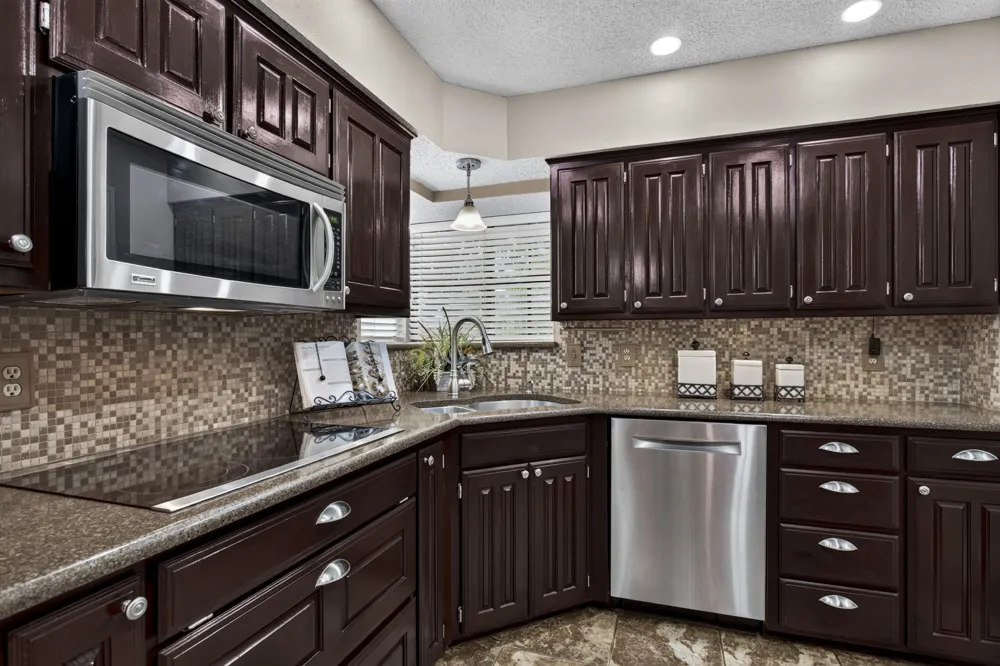 624 Arbor Court Highland Village, TX 75077