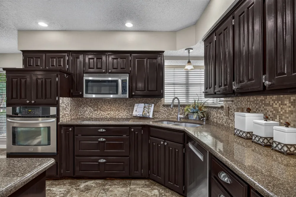 624 Arbor Court Highland Village, TX 75077