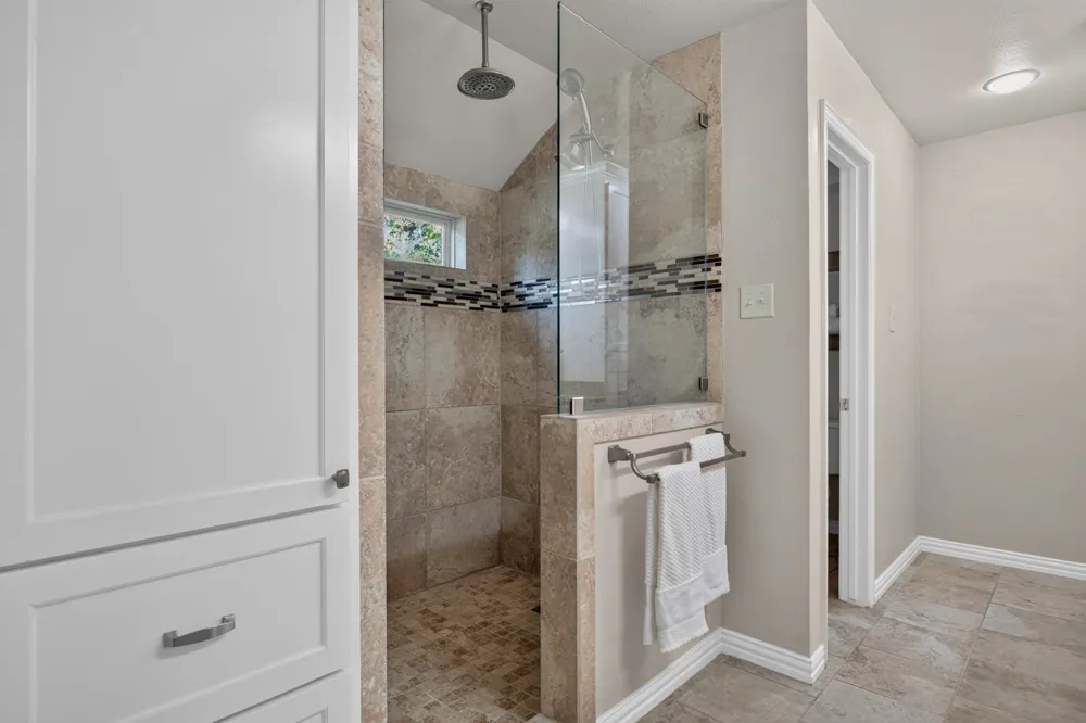 624 Arbor Court Highland Village, TX 75077