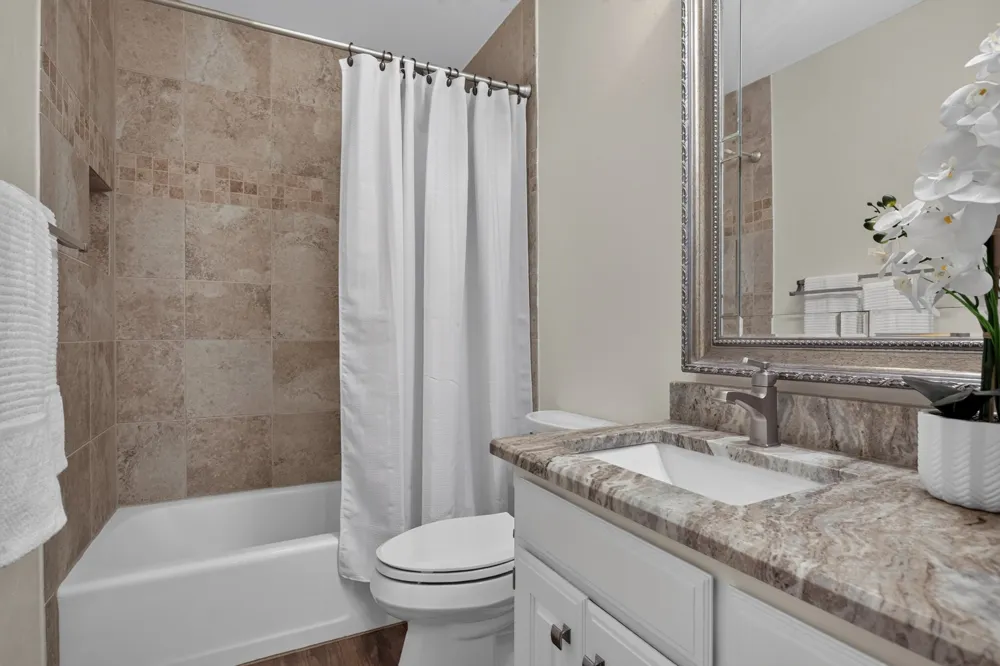 624 Arbor Court Highland Village, TX 75077