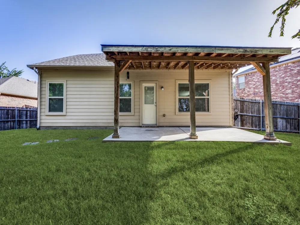 1201 Jasper Crossing Princeton, TX 75407