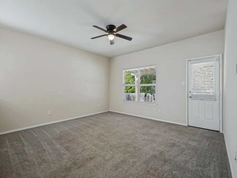 1201 Jasper Crossing Princeton, TX 75407