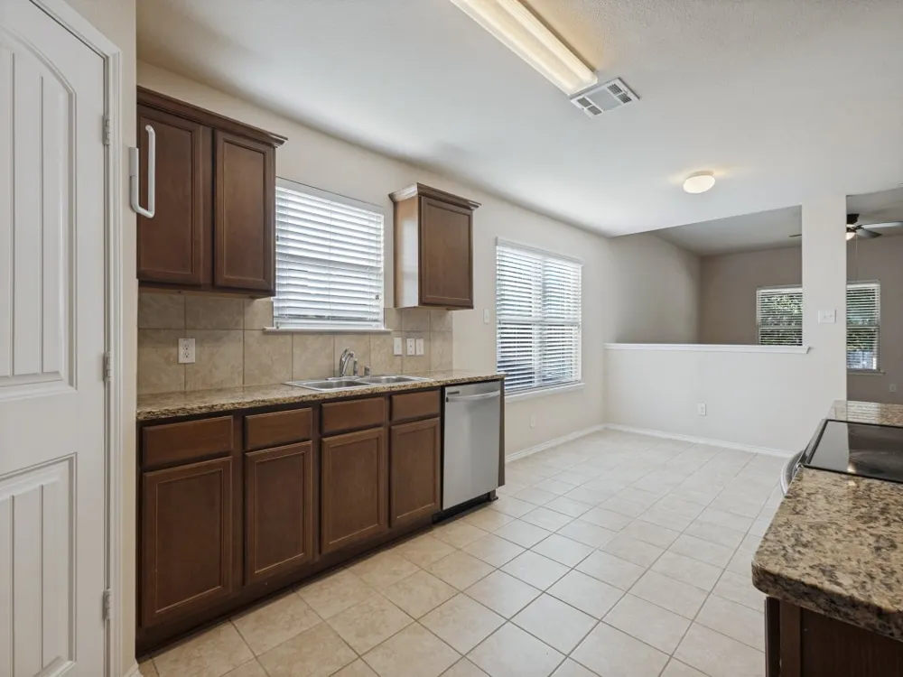 1201 Jasper Crossing Princeton, TX 75407