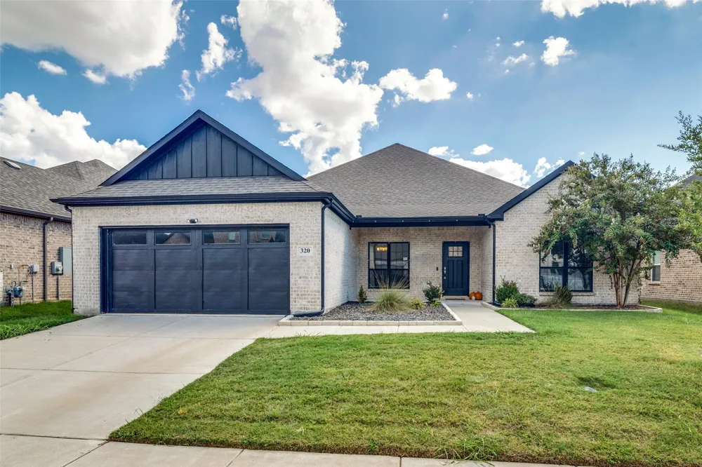 320 Community Drive Lavon, TX 75166