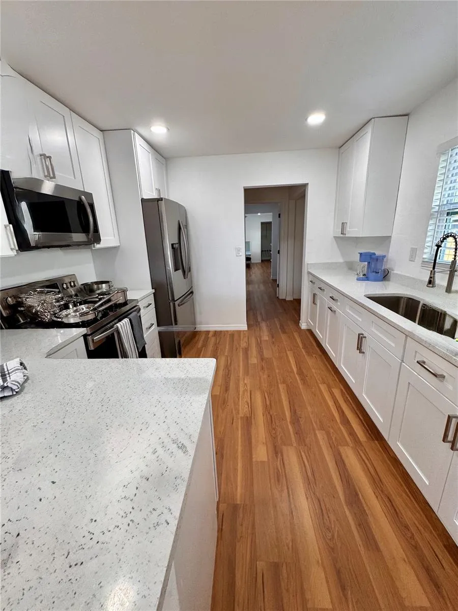 4534 3RD AVENUE S St Petersburg, FL 33711