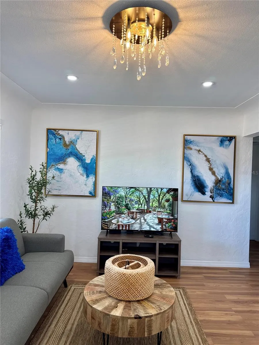 4534 3RD AVENUE S St Petersburg, FL 33711