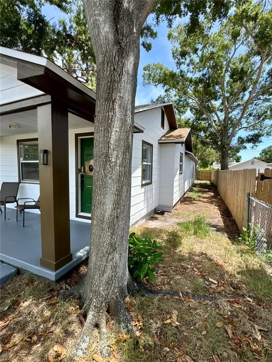 4534 3RD AVENUE S St Petersburg, FL 33711