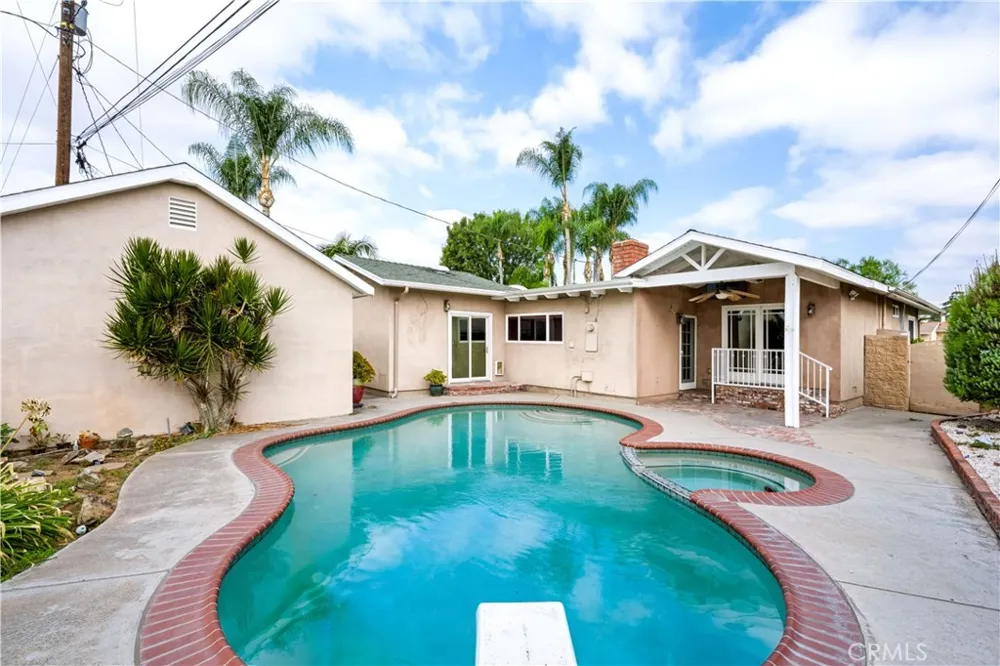 15048 Dunton Drive Whittier, CA 90604