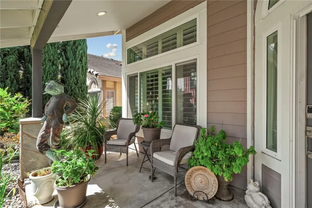 7830 Sioux Fontana, CA 92336