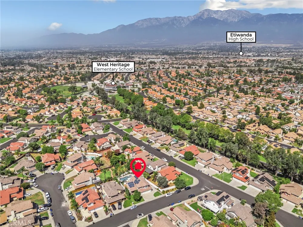 7830 Sioux Fontana, CA 92336