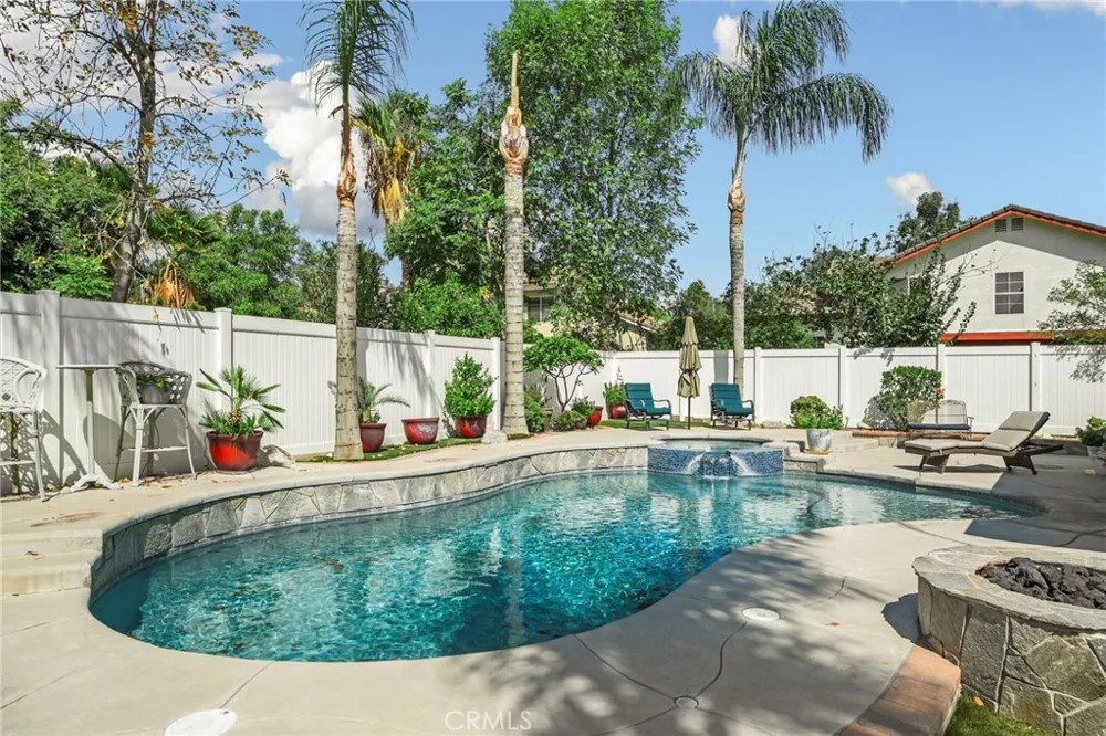 7830 Sioux Fontana, CA 92336