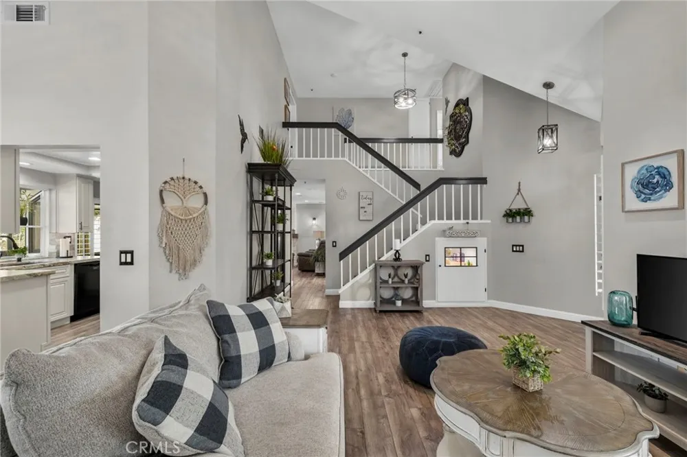 7830 Sioux Fontana, CA 92336
