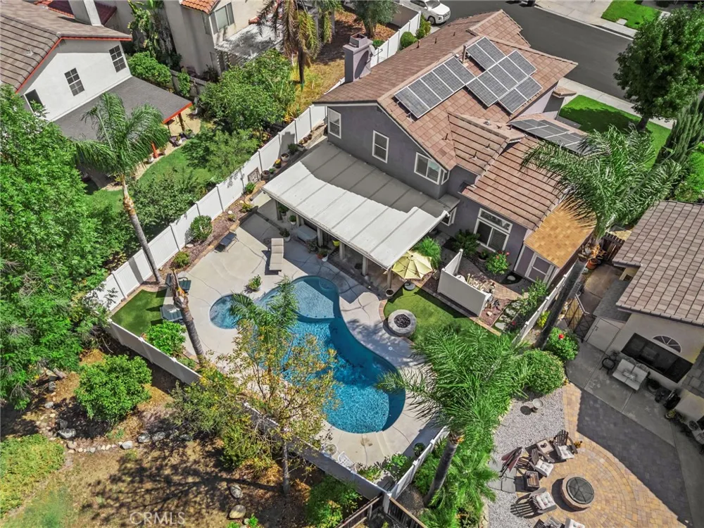 7830 Sioux Fontana, CA 92336