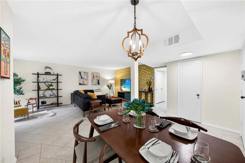 15020 Victory #104 Los Angeles, CA 91411