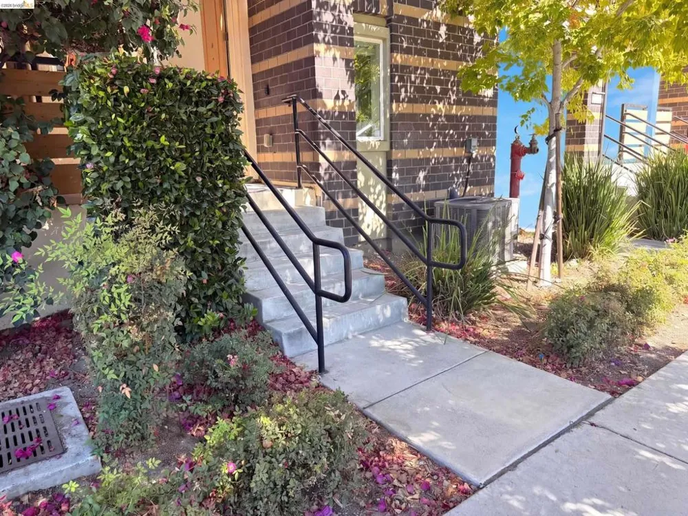1903 Dobbin Dr San Jose, CA 95133