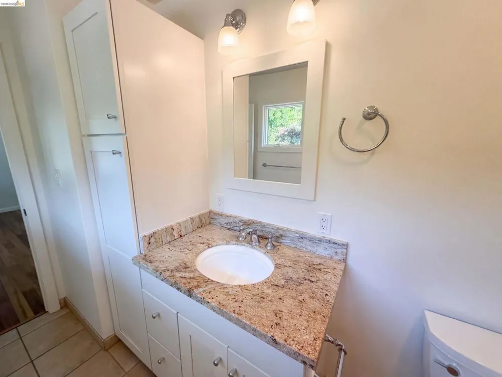 447 Via Del Plano Novato, CA 94949