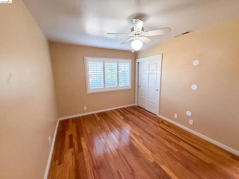 447 Via Del Plano Novato, CA 94949