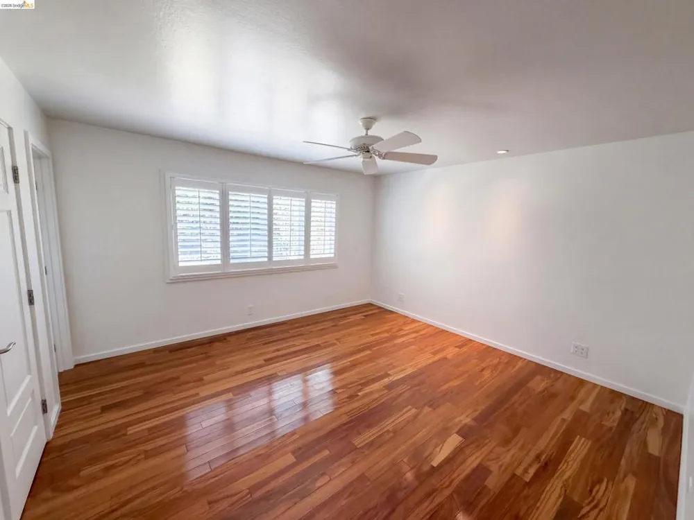 447 Via Del Plano Novato, CA 94949