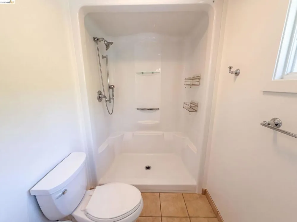 447 Via Del Plano Novato, CA 94949
